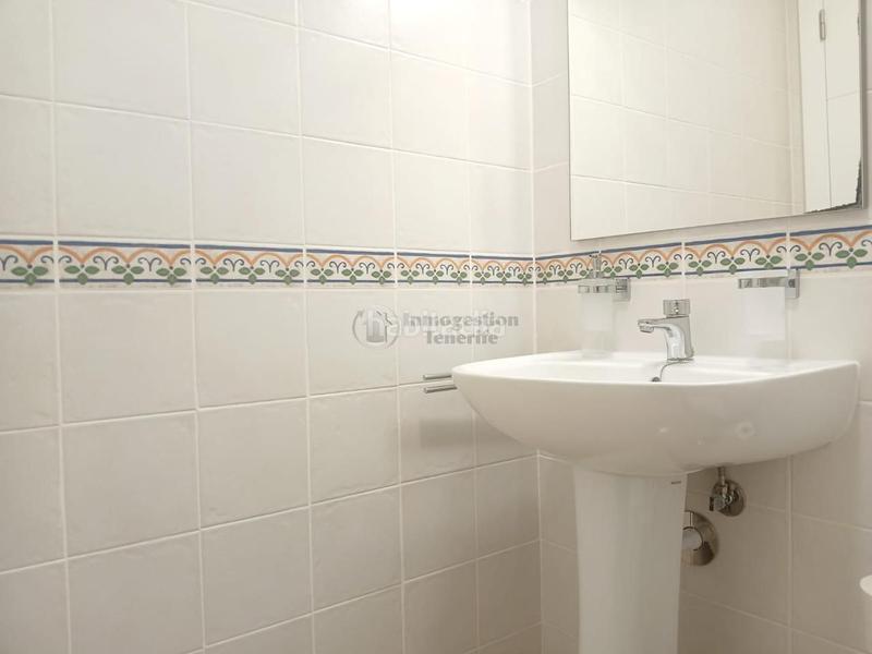 Foto 4a5959e8-73b5-4e92-9481-5e2deaa564aa. Alquiler piso se alquila en Cabo Blanco apartamento de 2 dormitorios en Arona