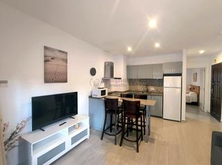 Lloguer Pis  Arquitecto gomez cuesta. Se alquila en playa de las americas apartamento de 1 dormitorio