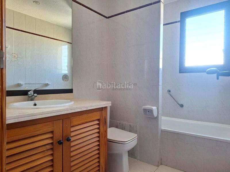 Foto 9df28065-f06d-4c6c-b2b1-b8887343f2be. Alquiler estudio se alquila en playa paraiso un estudio! en Adeje