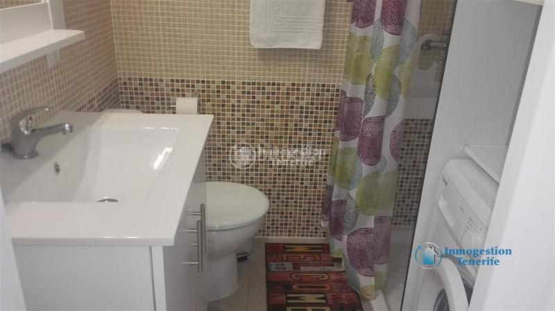 Foto 520ccd96-2d49-42aa-ab42-d1601a91f540. Alquiler estudio se alquila en playa paraíso estudio en Adeje