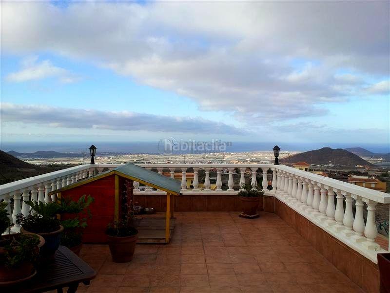 Foto 1b8bb871-e143-496a-8f04-d6ffbb574f3a. Casa se vende en Buzanada chalet independiente de 3 plantas! en Arona