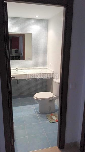 Foto 2ed0d7d1-d789-4e28-8c9c-c8b70d657b46. Lloguer apartament amb aparcament piscina a Palm - Mar Arona