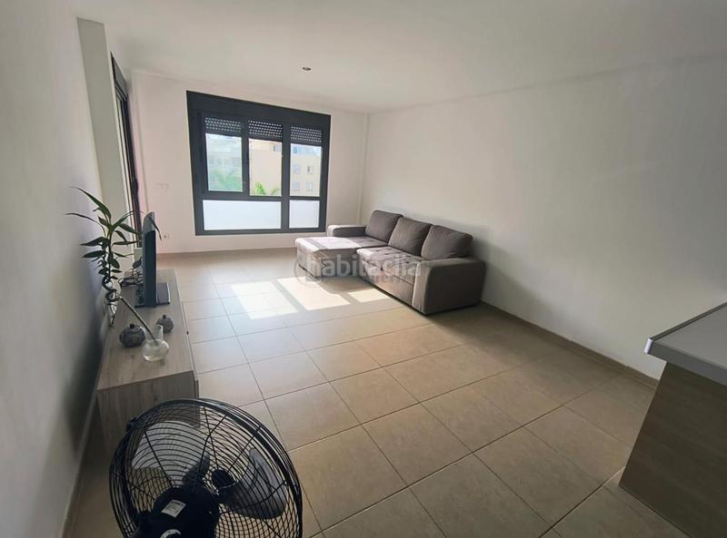 Foto 7cb765f8-c2f6-46ee-8f46-fb4eba81325a. Lloguer apartament amb aparcament piscina a Palm - Mar Arona