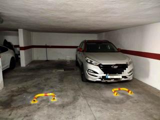 Posto auto  Aceviño. Se vende en la camella 2 plazas de parking