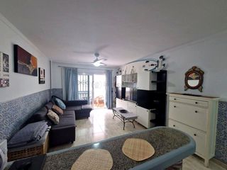 Location Appartement  Noruega. Se alquila en los cristianos apartamento de 1 dormitorio