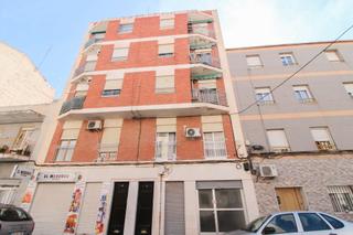 Local Comercial  Carrer esperidion porta requesens. Local comercial 80 m2 en venta (alquiler con opcion de compra) o