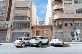 Casa en Carrer doctor caro 71. Una casa unifamiliar para dejar de soar!!!! - ref. 8380d