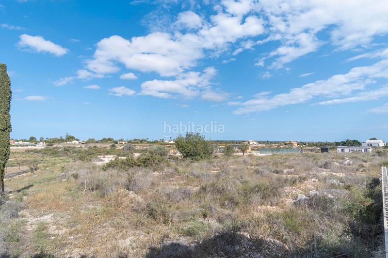 Foto 2bb8c807-4fc4-4142-9cd4-e226c77398d1. Propriété dans lugar perleta poligono 2 2113 dans Perleta - Maitino Elche / Elx