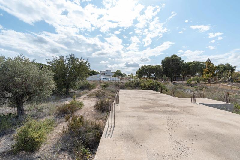 Foto 5cd0787c-532b-4bc3-950b-2dcc49f9ccfa. Propriété dans lugar perleta poligono 2 2113 dans Perleta - Maitino Elche / Elx