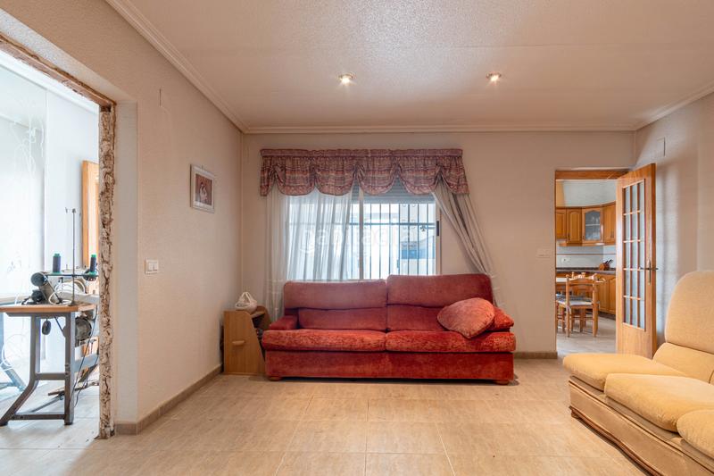 Foto b370f0bb-419d-42a3-94e0-f1226dd6591f. Mas dans n/a dans Jubalcoi Elche / Elx