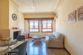 Location Appartement  Avinguda dels llauradors 11. Vive la luz, la amplitud y la comodidad en el corazón del pla –