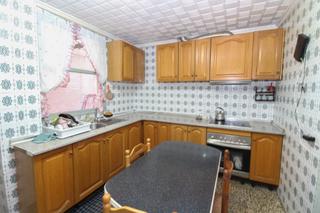 Appartement  Carrer del capità baltasar tristany. Amplio piso de 126 m² con patio de 15 m² en primera planta – zon