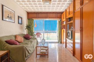 Appartement  Carrer d'elx 20. Luz, ubicacion y potencial, el piso perfecto para reinventar tu