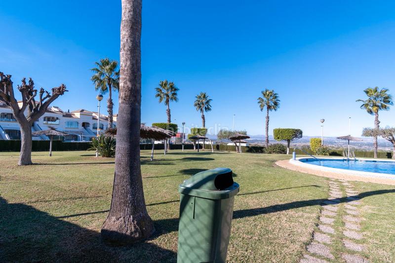 Foto 53a55567-99f9-4bd8-8199-d88724947d2a. Lloguer planta baixa amb piscina a Monte Faro-Altomar II Santa Pola