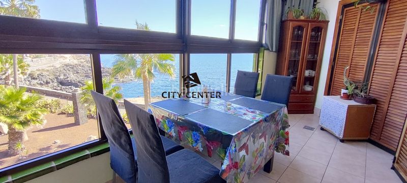 Foto 12bde2a6-aae3-4734-848f-bf259eaa740a. Pis amb piscina a Costa del Silencio Arona