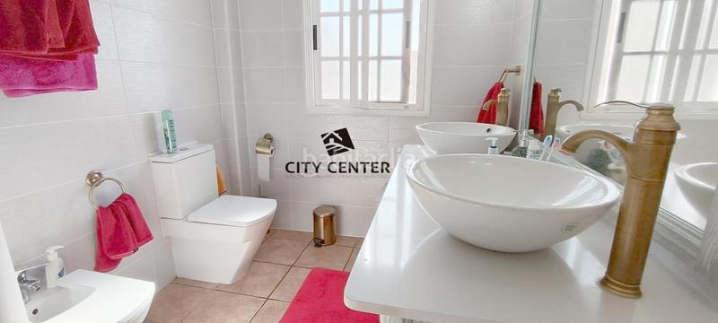 Foto 6ebf6ddb-58ae-44a3-abce-a970871a4c80. Doppelhaus in Buzanada Arona