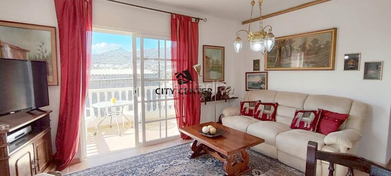 Foto c2db2b8a-19b3-4805-bed4-f64ee4490626. Doppelhaus in Buzanada Arona