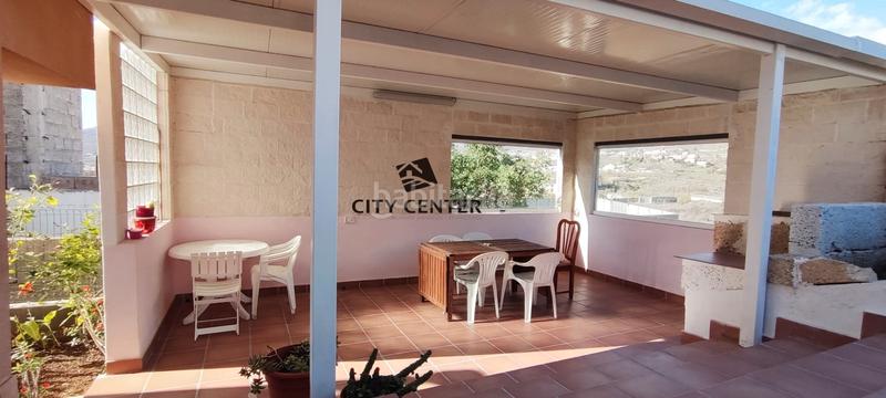 Foto f8e1e7e5-f701-47cd-9e1d-a8663c2d399c. Doppelhaus in Buzanada Arona