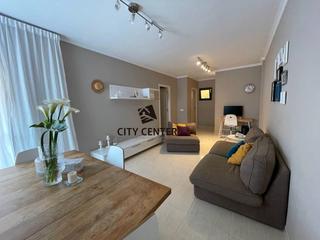 Appartement  Calle envolvente. Se vende piso en parque la reina
