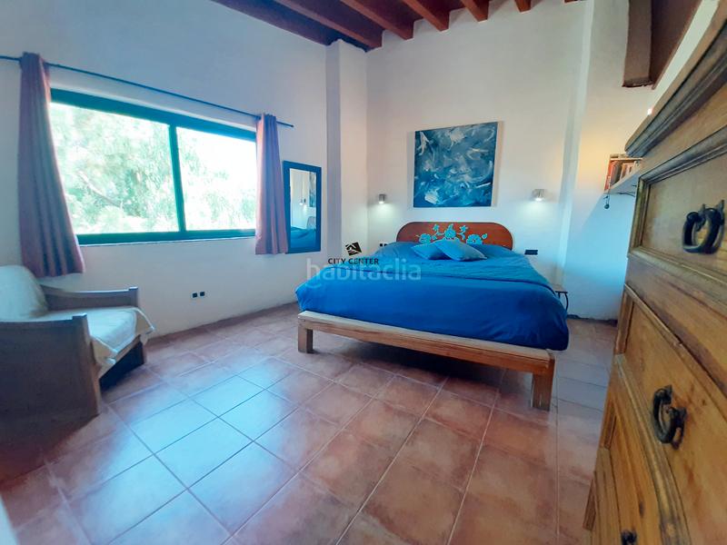 Foto cd3f94ba-804e-475d-ae15-a57928c86688. Casa amb aparcament a Charco del Pino Granadilla de Abona