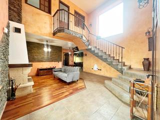 Chalet in La Esperanza - Llano del Moro. Se vende chalet independiente en la esperanza