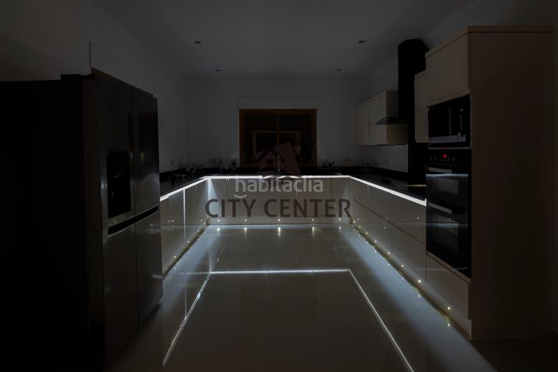 Foto 03f993ec-9bf8-4d84-b04c-42a462579442. Xalet amb aparcament piscina a La Caleta Adeje