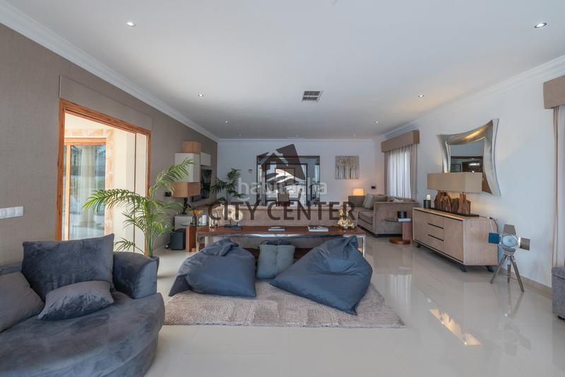 Foto 8197335f-bf12-435a-bf21-8402ba5e6411. Xalet amb aparcament piscina a La Caleta Adeje