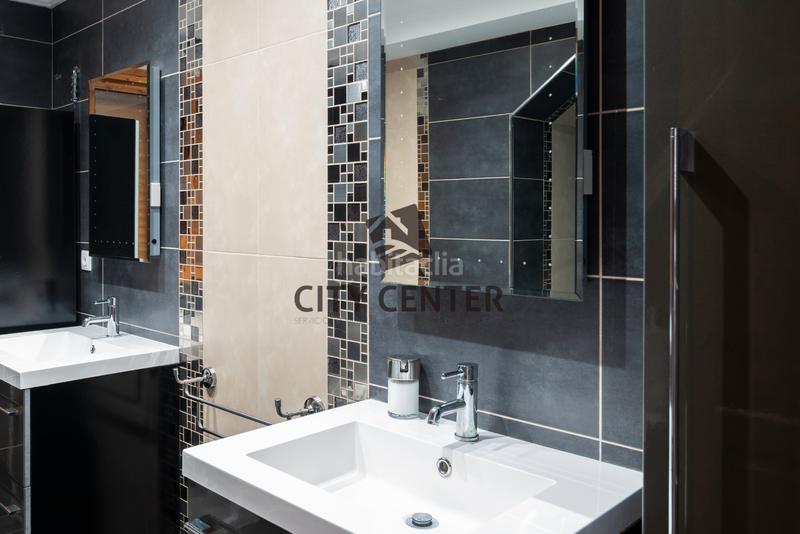 Foto 92cd86d6-ee9b-465e-8623-3fedb217cc39. Xalet amb aparcament piscina a La Caleta Adeje