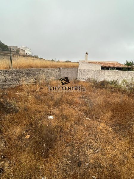 Foto eb20f03c-a6bc-4c42-aecd-aa408588e6ba. Terreny residencial a Vilaflor