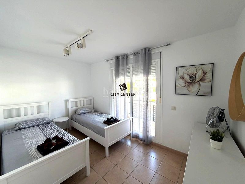 Foto cda784db-e6cd-49dc-8942-323d8e6356e1. Casa adossada amb aparcament piscina a Playa Fañabé Alto Adeje