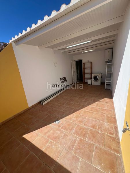 Foto 3956d271-c58f-4f66-83a0-cde08ea1d5d6. Casa adossada amb aparcament a Valle San Lorenzo Arona
