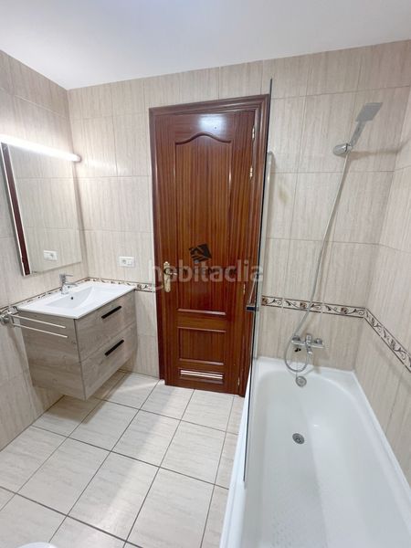 Foto f8ad2247-c866-4392-bf41-02d89ce1d25f. Casa adossada amb aparcament a Valle San Lorenzo Arona
