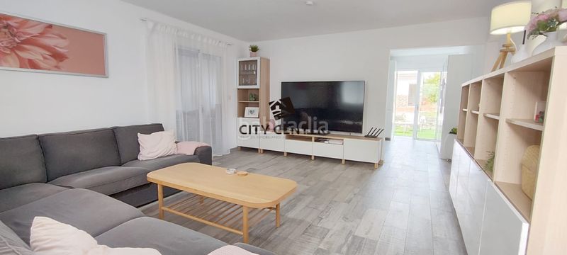 Foto 35c6c969-7c0f-4d7f-8417-f2703786ee97. Xalet amb aparcament a Arico