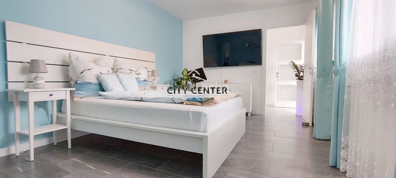 Foto 5243ede3-2050-4204-b483-fe9e680f09da. Xalet amb aparcament a Arico