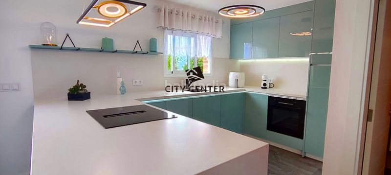 Foto 6a6b3a99-4017-4b47-93d1-3cd2caee342e. Xalet amb aparcament a Arico