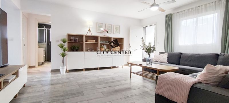 Foto 7bf5dc07-3cbb-4d72-b309-666bad3dbf5b. Xalet amb aparcament a Arico