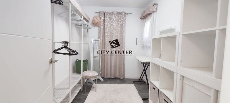 Foto c2d7d1e3-78bf-4184-aa72-76e53c08bf80. Xalet amb aparcament a Arico