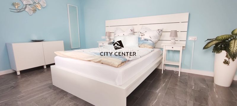 Foto cb93e3e5-4498-43a0-871a-858a33d0d853. Xalet amb aparcament a Arico