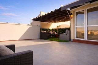 Àtic a Cho - Parque de la Reina. Se vende atico en parque la reina