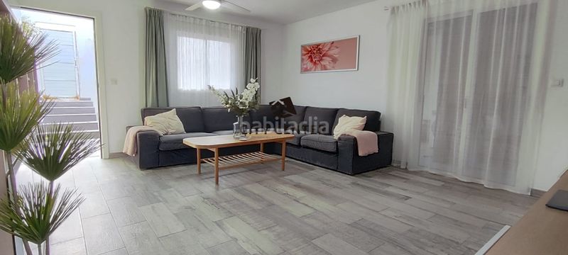 Foto 1d697ac1-35e3-4990-833d-d09f644ce711. Xalet amb aparcament a Arico