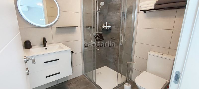 Foto c883c19d-95ad-47e6-9234-e992a032577c. Xalet amb aparcament a Arico