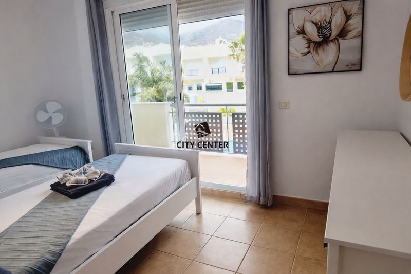 Foto 94479e98-3335-4cfb-ac6b-f33c73490a2c. Casa adossada amb aparcament piscina a Playa Fañabé Alto Adeje