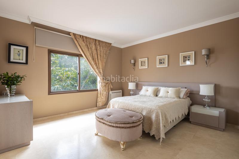 Foto c6cc1e41-861e-46ef-97ea-95734d17c1ae. Casa encantadora villa con vistas panorámicas en El Paraíso alto, en Benahavís
