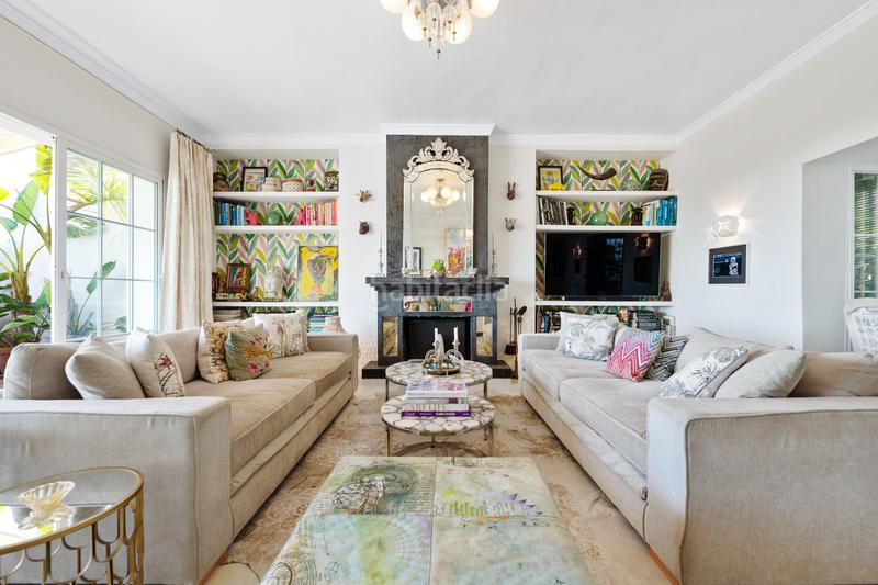 Foto 7db5ac2c-68b8-4376-8328-be0913323982. Casa pareada casa familiar con vistas panorámicas hill club en Marbella