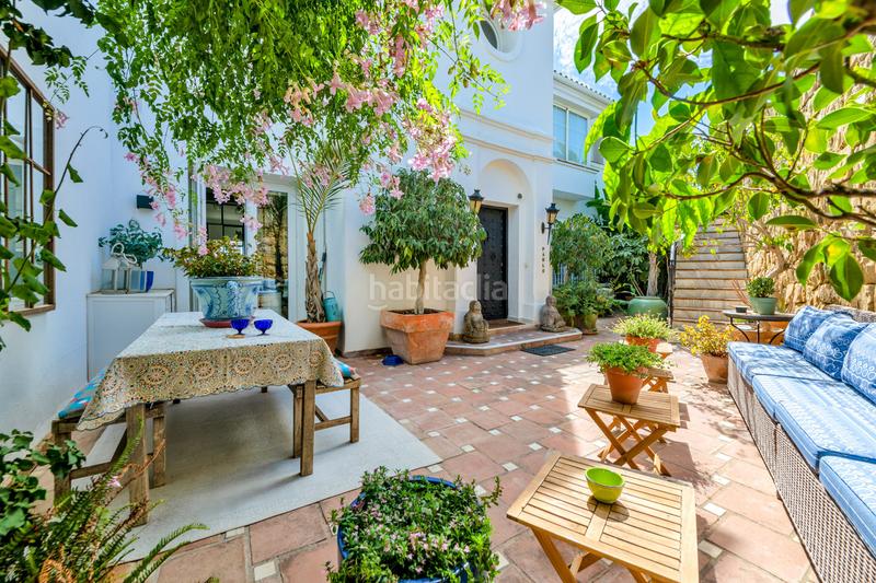 Foto a030b530-16b7-44cb-b972-a6e2213188a9. Casa pareada casa familiar con vistas panorámicas hill club en Marbella