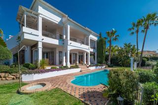 House in Río Real. Exclusiva villa de lujo con vistas al mar y ubicación privilegia