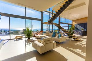 Maison à Alto de los Monteros. Villa con vistas panorámicas al mar en altos de los monteros