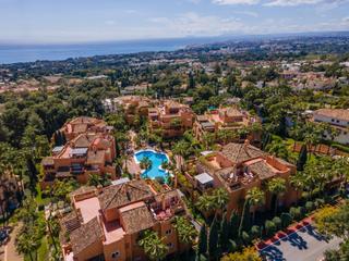 Apartament en Wagner-ur sierra blanca 3. Exclusivo apartamento en lagos de sierra blanca, milla de oro, m