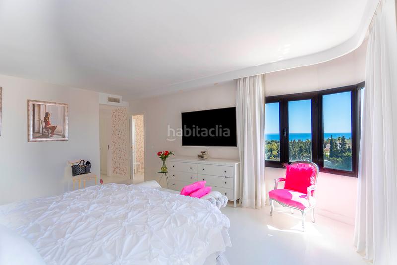 Foto 11b1c1ee-ac28-4551-87d9-d266d0d670d9. Ático  con vistas panorámicas al mar y a la montaña, coto real, milla de oro en Marbella