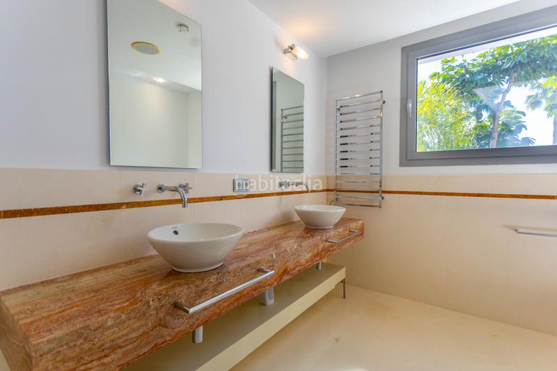 Foto f7aef7f5-230e-4387-af02-c6b0fe253ef5. Casa pareada pareada con piscina en meisho hills, Sierra Blanca en Marbella